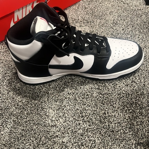 Nike Dunks high tops worn 3 times - Picture 2 of 4